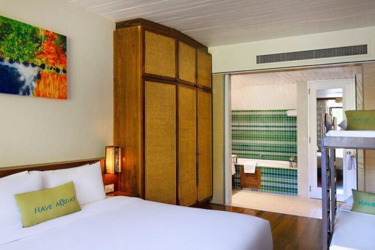 Avani Barbarons Seychelles Resort Grand Anse  Exterior foto