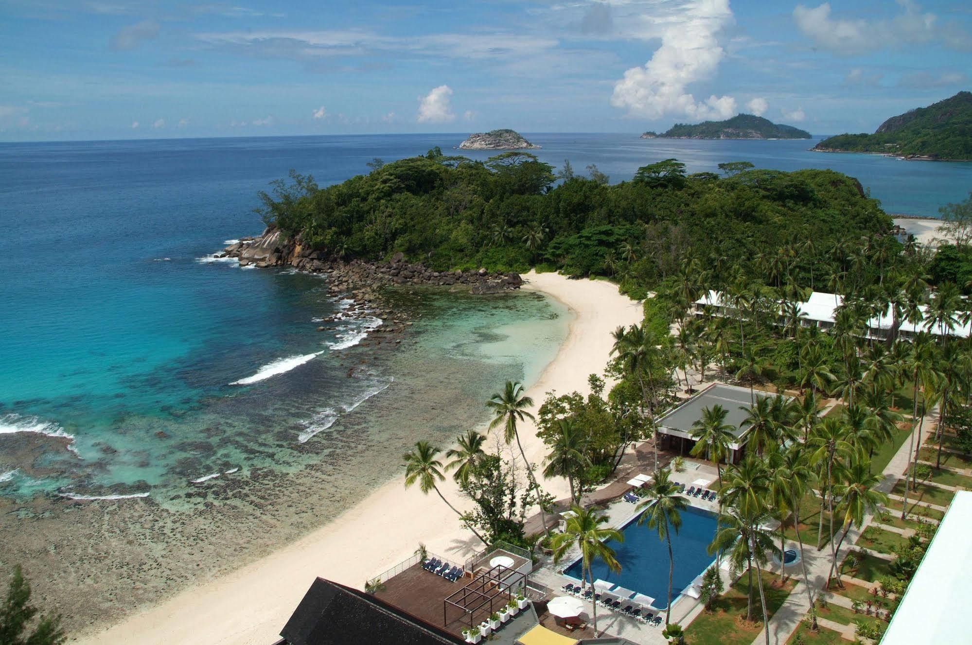 Avani Barbarons Seychelles Resort Grand Anse  Exterior foto
